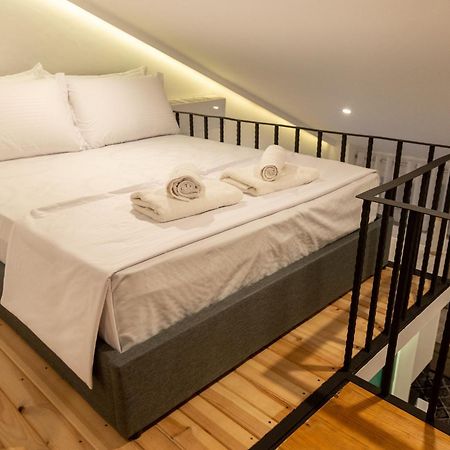 Cozy Loft-Blloku Downtown Hotel Tiranë Luaran gambar